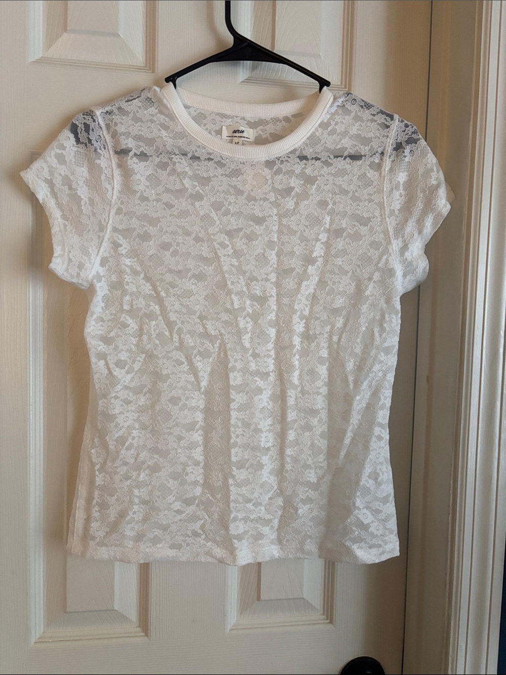 Aerie Women's White Lace Short Sleeve Top